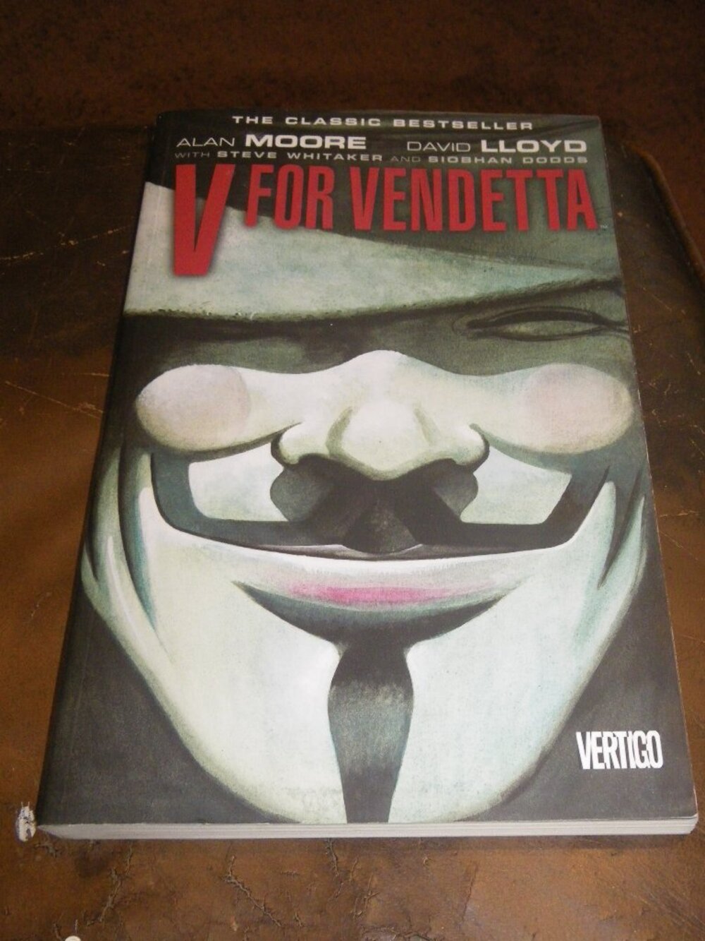 V For Vendetta Vertigo Trade Paperback Graphic Novel Moore & Lloyd